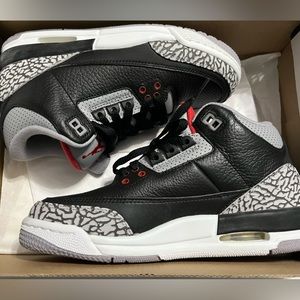 Jordan 3 Retro - Sz 4.5 Big Kids